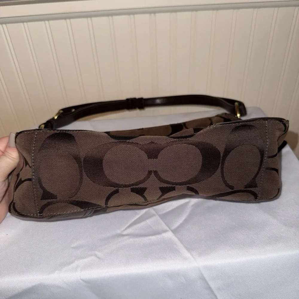 COACH Shoulder Bag Purse Signature C 23072M Chocolate Brown Canvas Leather